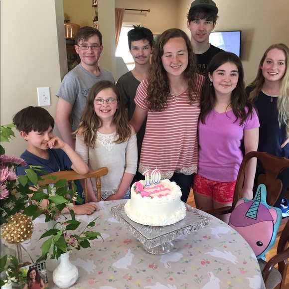 Meet your Posher, Rosemary - Picture 7 of 7